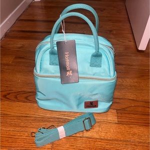 Insulated teal lunch bag. Ample storage, shoulder strap. Tiffany blue.